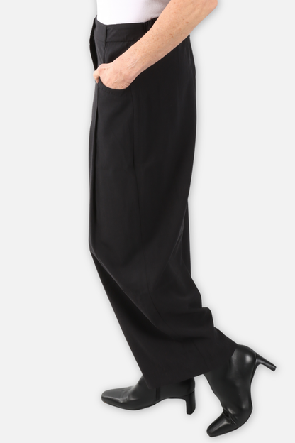 Column Stitch Pleat Pant - Black