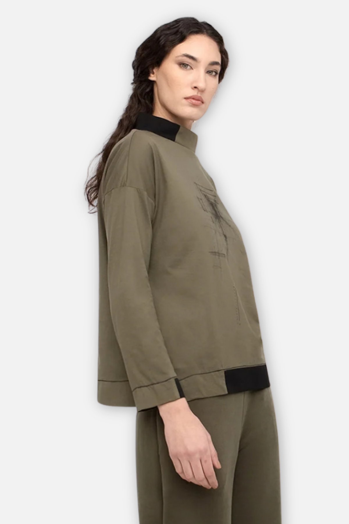 Depiction Pullover - Olive