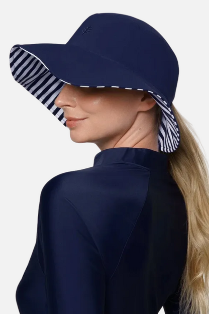 Ariel Reversible Pool Hat - White & Navy