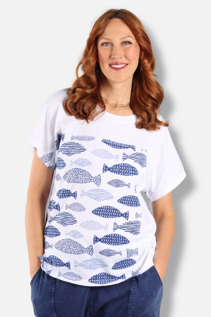 Short Sleeve Drift Top Plus - White Finny Print 