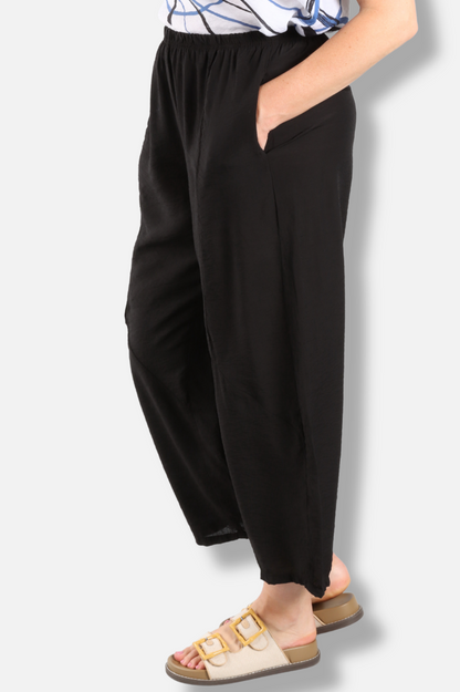 Barrel Crop Pant - Black Parachute