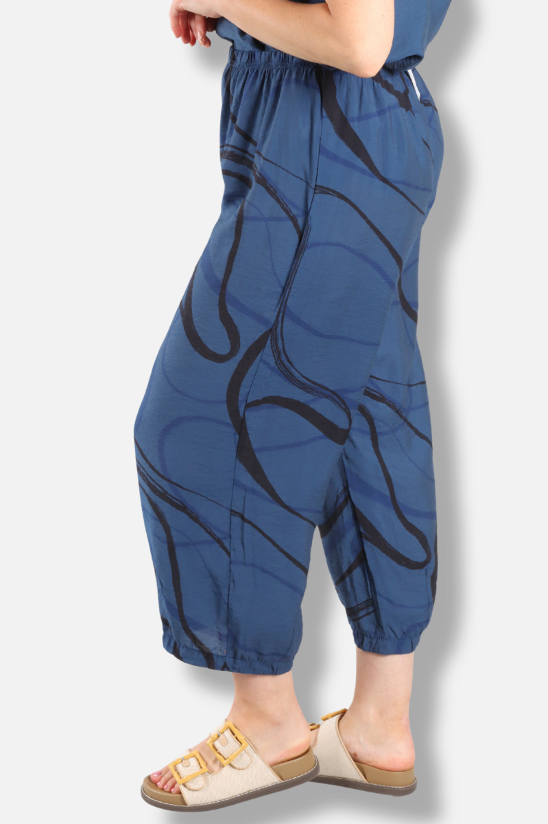Darted Crop Pant - Naval Swirl Parachute