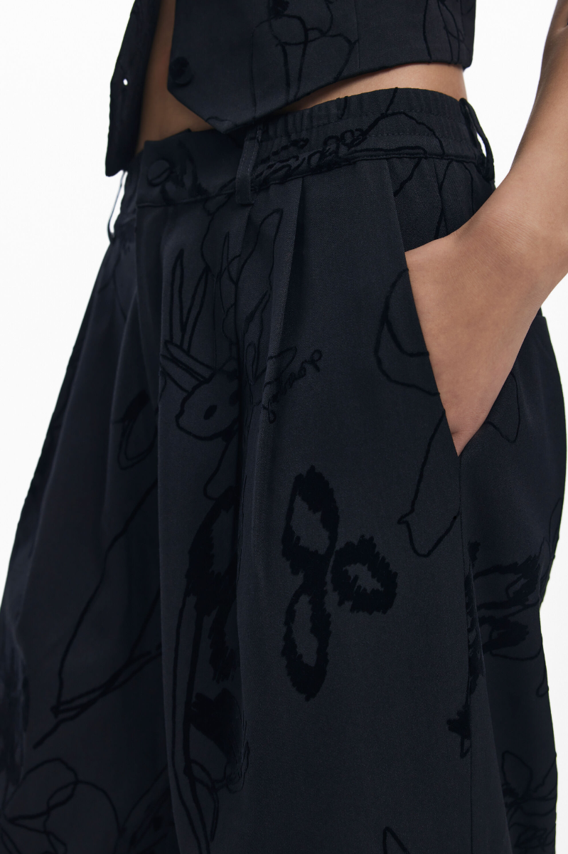 Flocked Floral Pant - Black