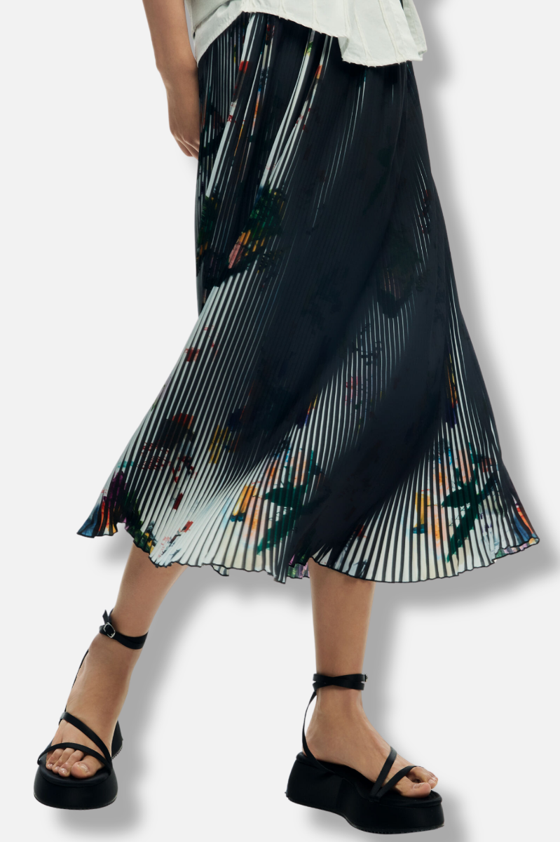 Arty Texture Skirt - Black