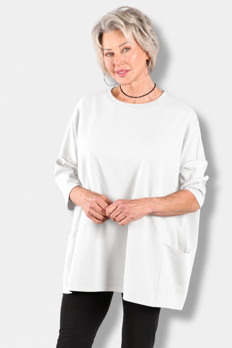 Osize Pullover - White