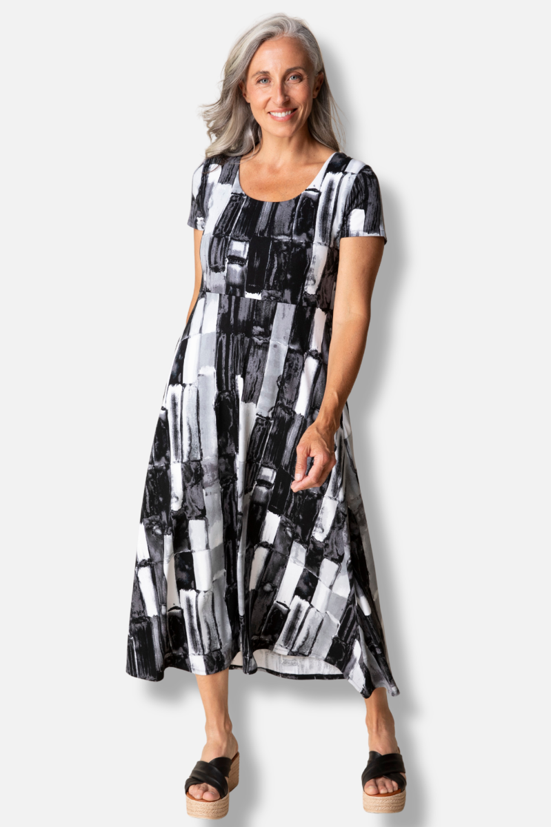Skyline Swing Dress - Black