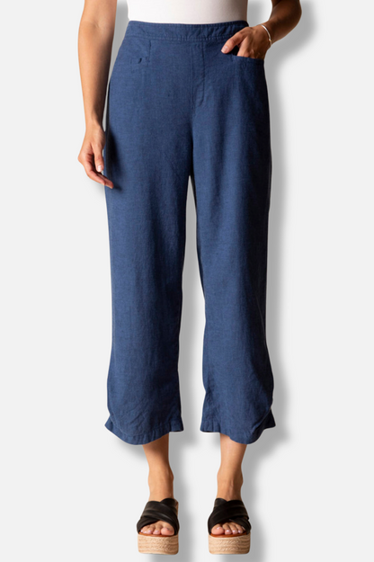 Pleat Button Capri - Navy