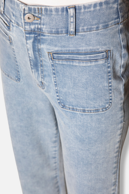Refreshed Crop Jean - Light Denim