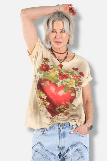 Moon Dance Tee - Full Heart 