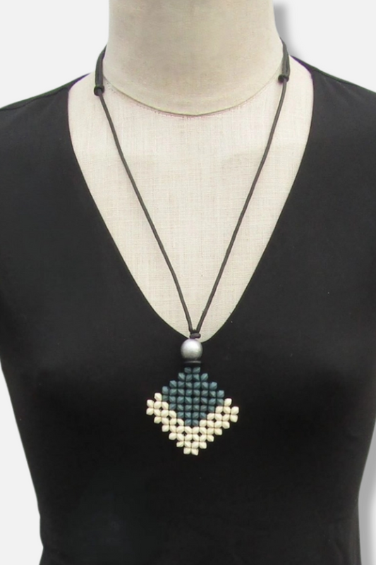 Catari Necklace - Grey & White 