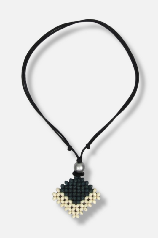 Catari Necklace - Grey & White 