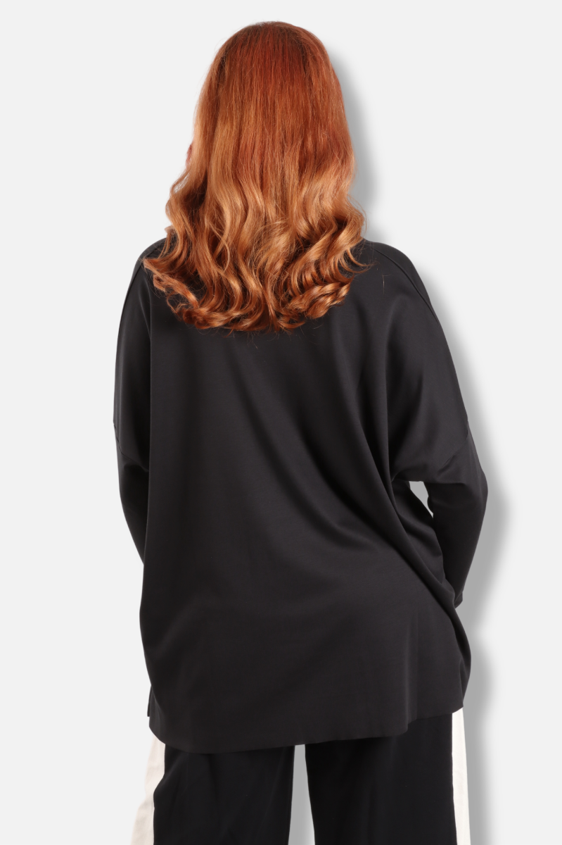 Ultimate V Tee - Black