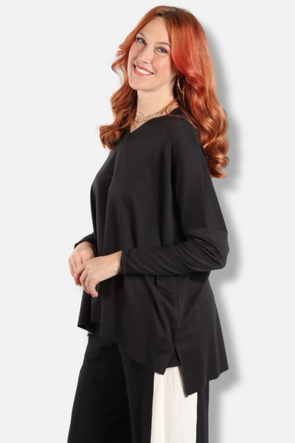 Ultimate V Tee - Black