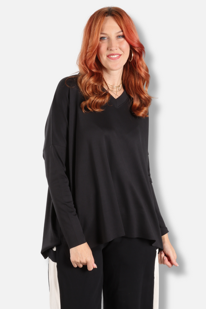 Ultimate V Tee - Black