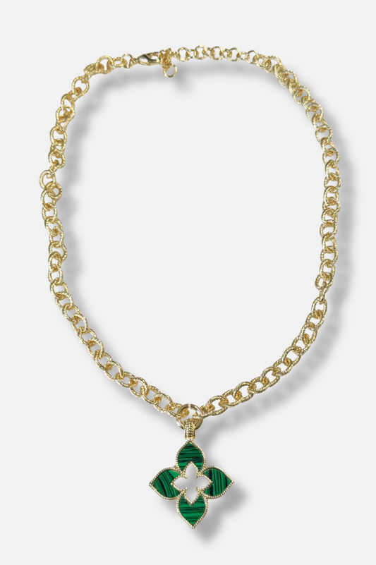Valencia Clover Pendant Necklace