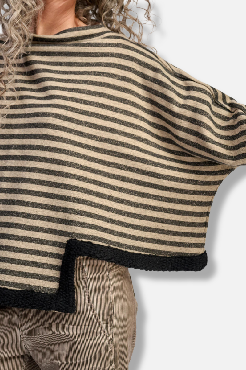 Urban Ulla Pullover - Camel Stripe 