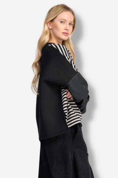 Urban Sund Boxy Top - Black & Cloud Stripe 