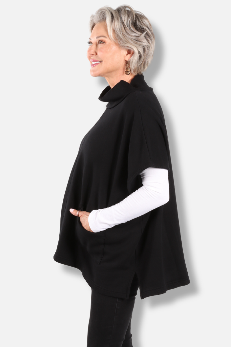 Pip Poncho - Black Fleece 