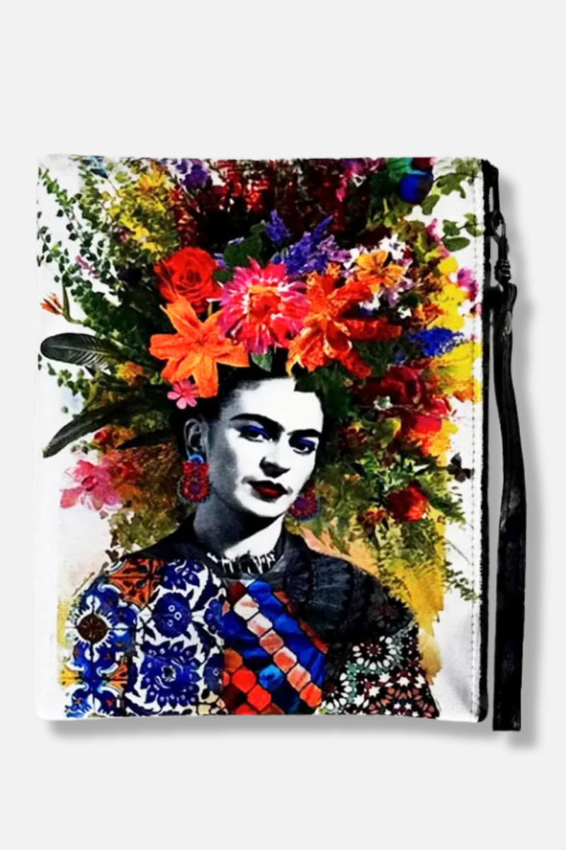 Wristlet - Frida White