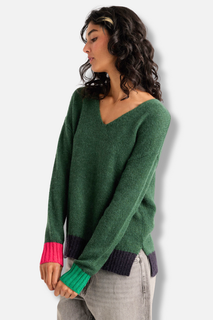 Casual V-Neck Sweater - Forrest 