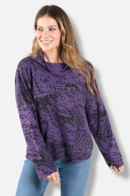 Relax Yoga Top Plus - Jam Pebbles Print