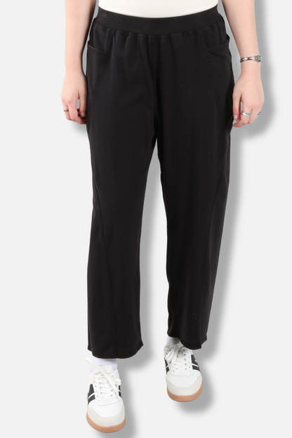 Prairie Crop Pocket Pant - Black 