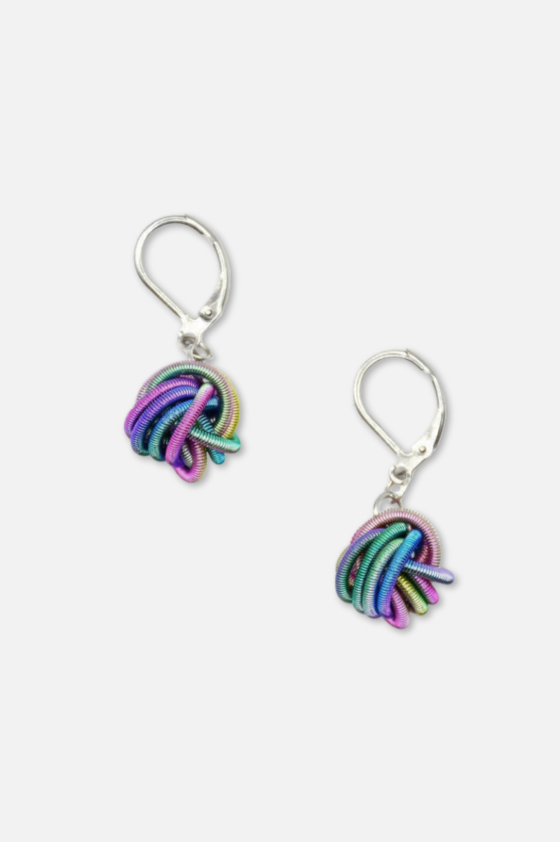 Knotted Earring - Rainbow