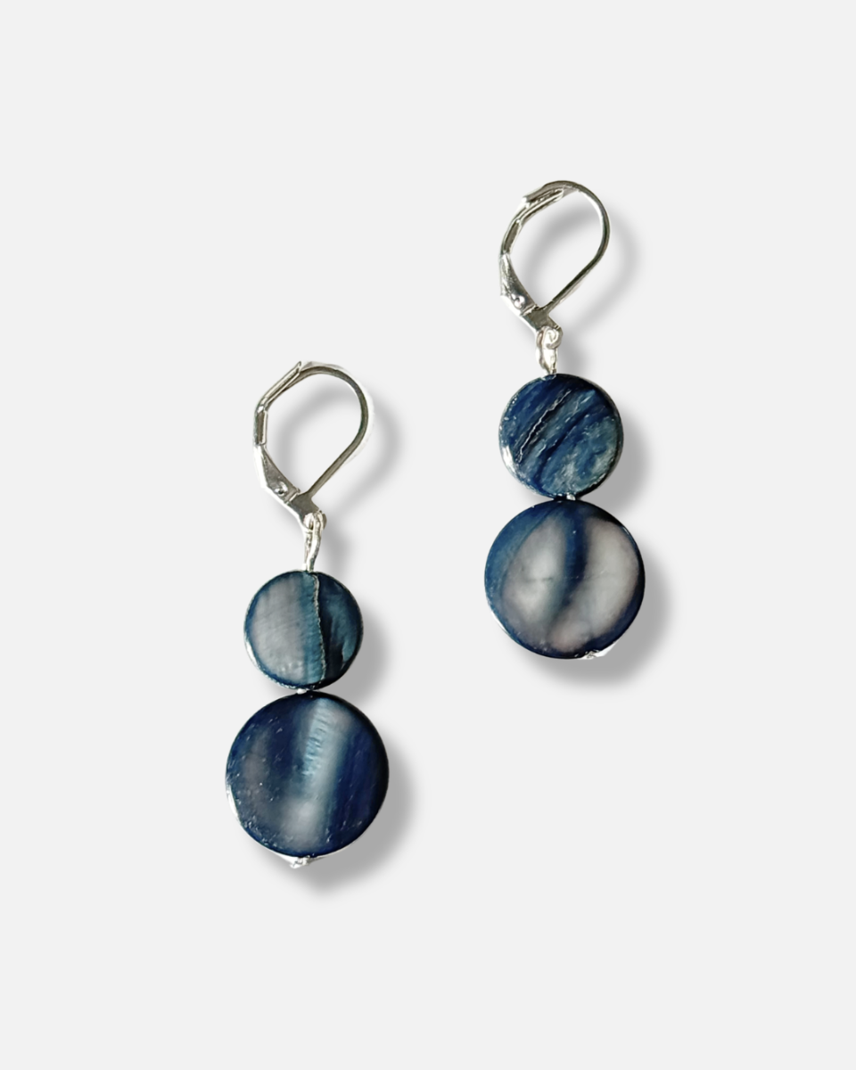 Mother of Pearl Earring - Black