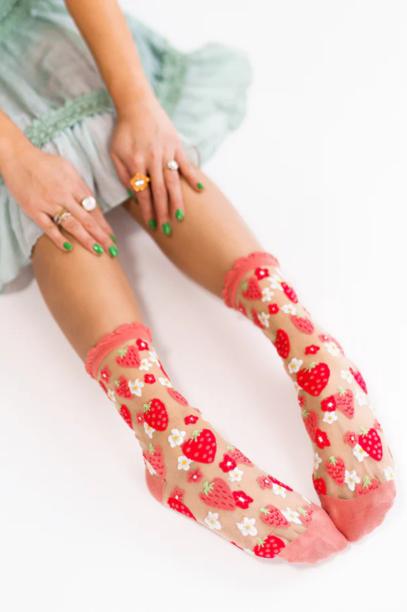 Sheer Sock - Strawberry Daisy Ruffle 