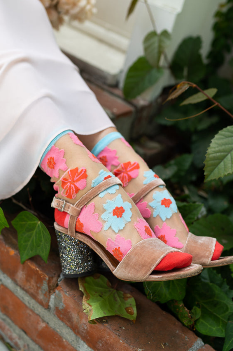 Sheer Sock - Ribbon Roses