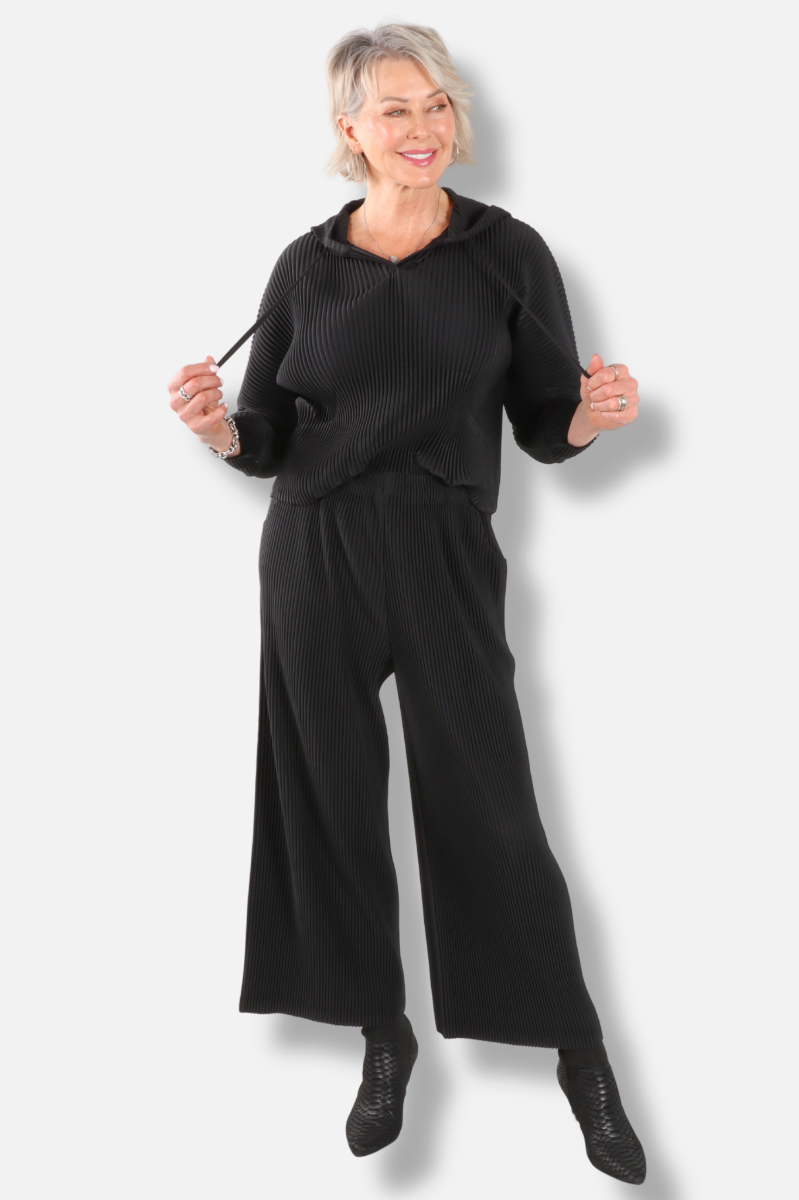 Vivian Hooded Pull Over - Black